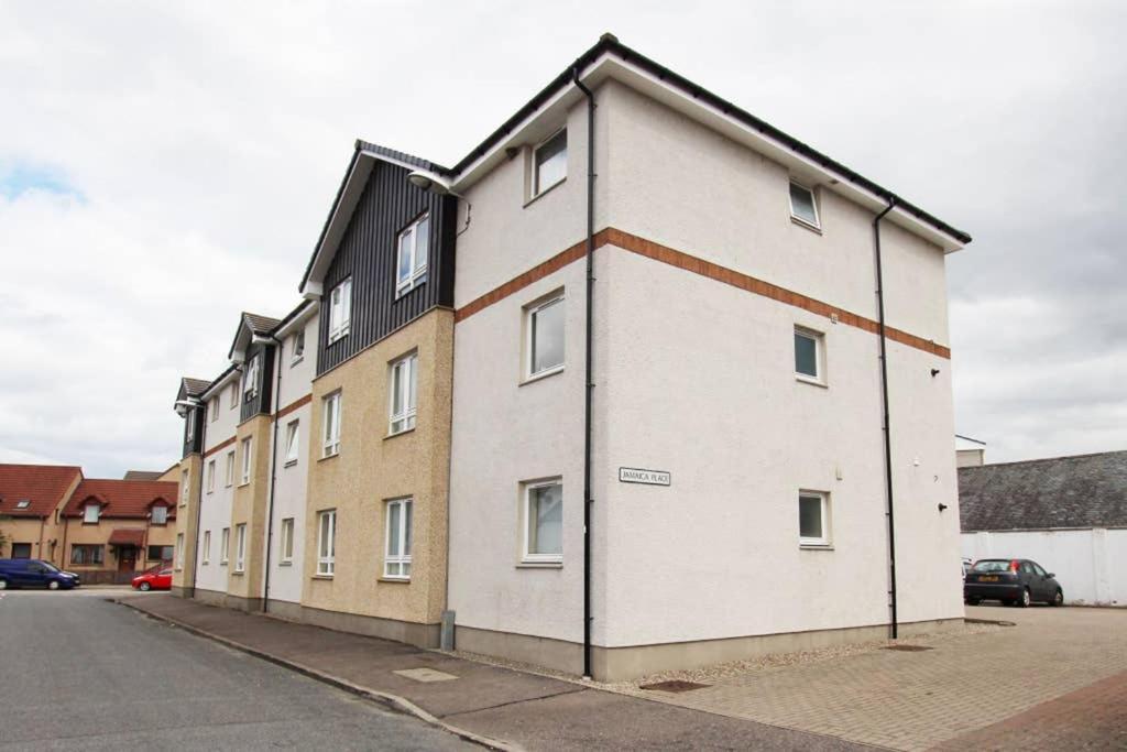 Loch Ness Apartments Інвернесс Екстер'єр фото